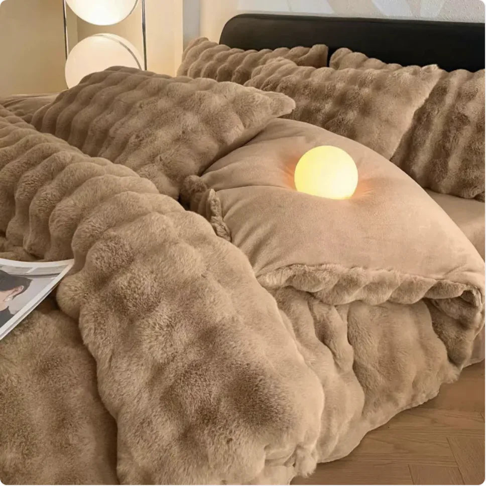 ποΈ: Plush Thermal Coral Fleece 4-Piece Bedding Set - Complete Cozy Comfort Collection