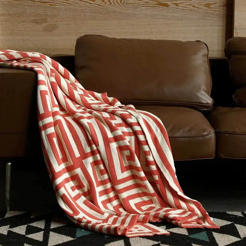 ๐๏ธ: Throw Knitted Blanket - Cozy Accent for Every Living Space