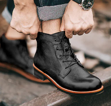 🏍️: Men's Retro Leather Motorcycle Boots - Vintage Lace-Up Ankle Boots