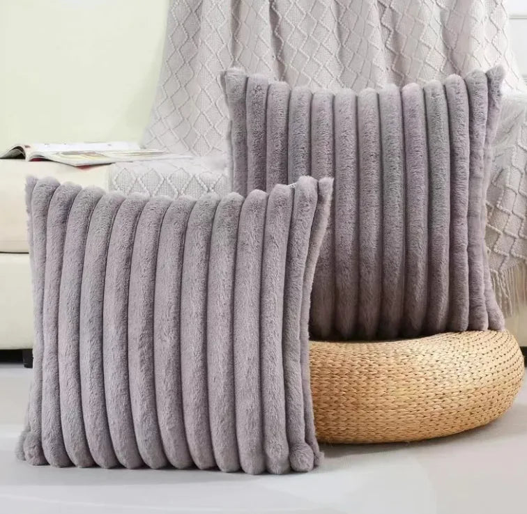 🐰: Faux Rabbit Fur Pillowcase - Ultra-Soft Luxury Plush Pillow Cover
