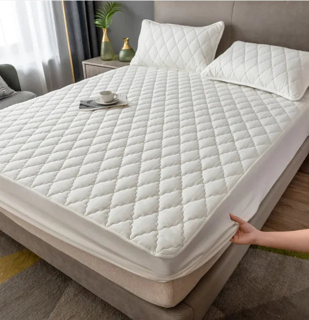 🛏️: Waterproof Mattress Protector - Urine Separation Protective Pad Set
