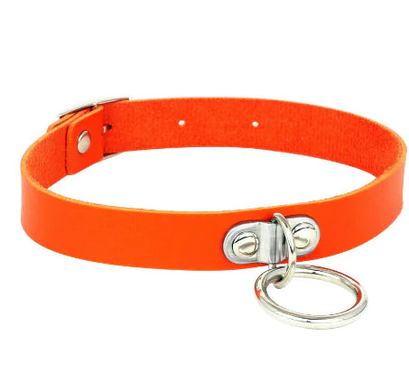 π€: PU Leather Gothic Choker with Chain - Edgy Fashion Statement