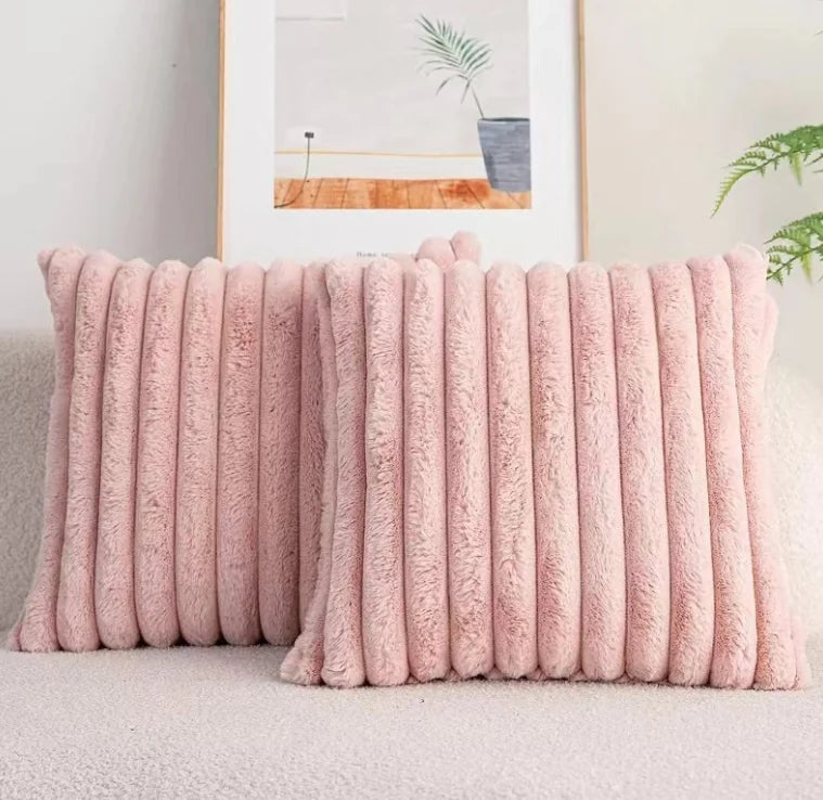 🐰: Faux Rabbit Fur Pillowcase - Ultra-Soft Luxury Plush Pillow Cover