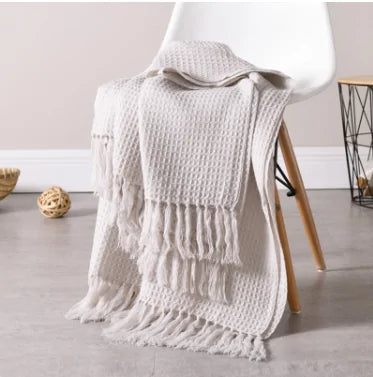 🧶 Plain Knitted Wool Blanket - Timeless Comfort and Elegant Style