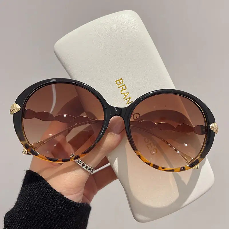 ⭕: Vintage Round Frame Sunglasses - Timeless Retro Elegance