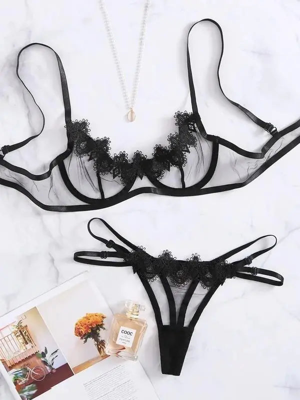 ๐ธ: Lace Floral Underwire Lingerie Set for Women - Elegant Support & Beauty