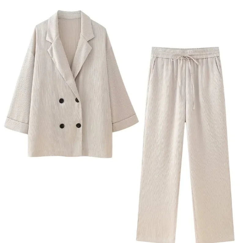 👗: Ruffled Suit Jacket with Casual Trousers - Elegant Women's Two-Piece Set