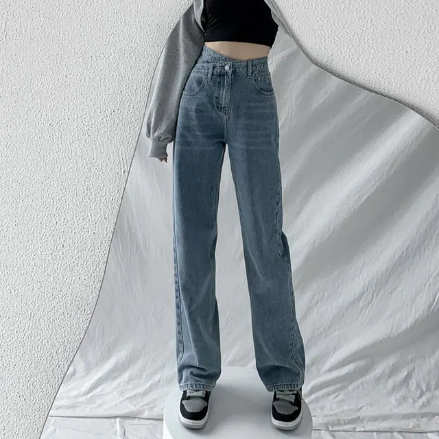 👖: Chic High-Waist Wide Leg Jeans - Vintage Fashion Statement Denim