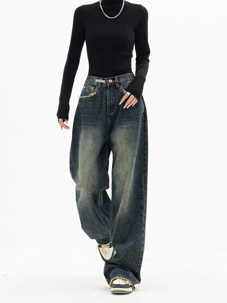 👖: High Waist Vintage Style Wide Leg Jeans - Retro Chic Denim