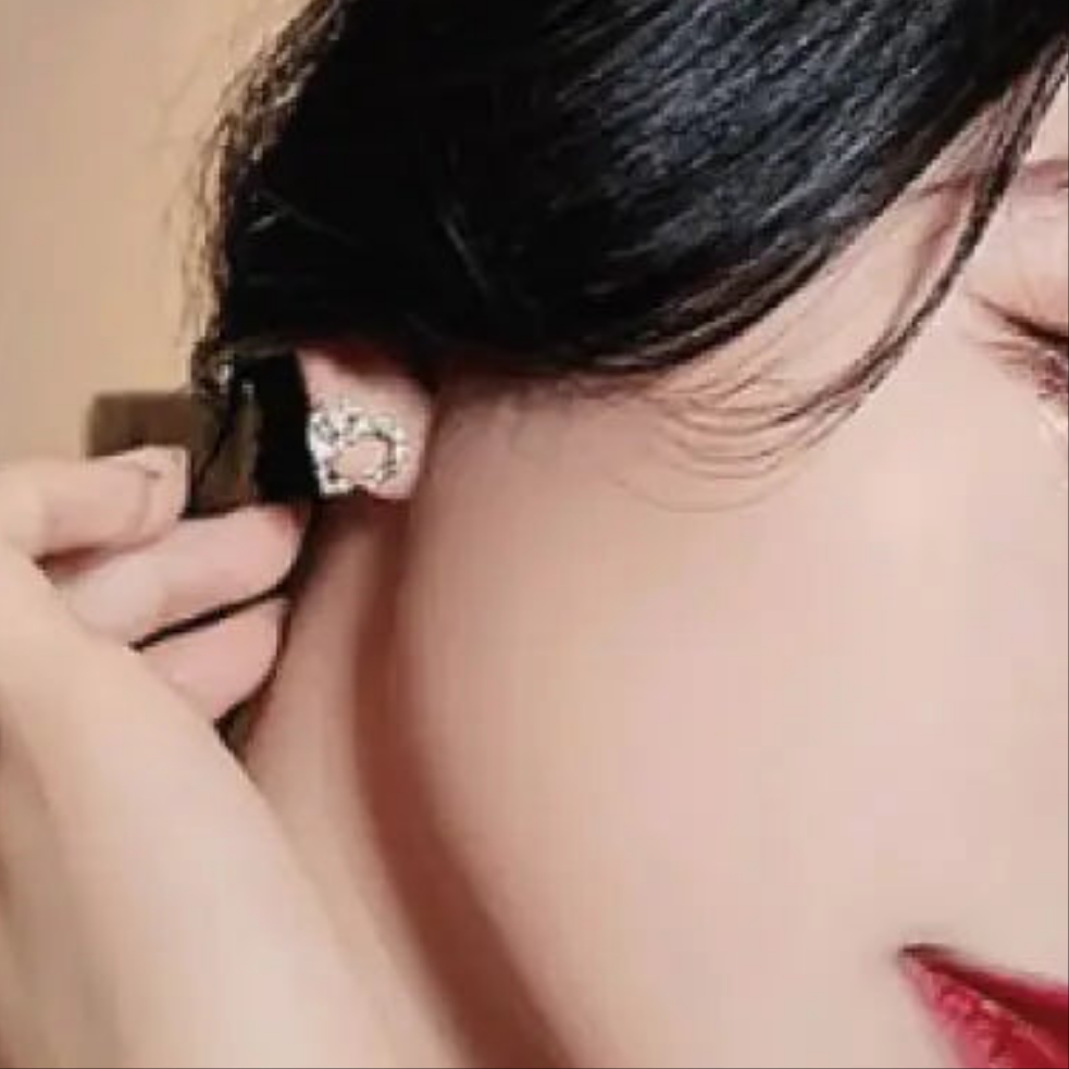 💎: Seth Contemporary Drop Earrings - Sophisticated Modern Design Statement Jewelry