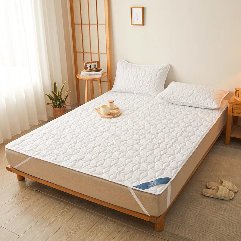 🛡️: Hygienic Quilted Mattress Protector - Premium Sleep Protection and Comfort