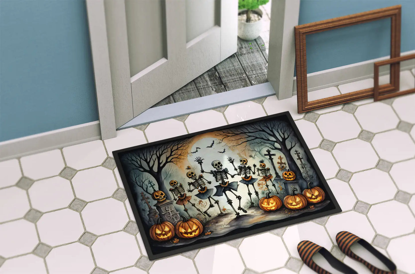 🎃: Dancing Skeletons Spooky Halloween Doormat