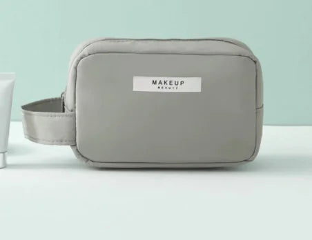 π: Stylish Makeup Bag Organizer - Beauty Essentials Storage