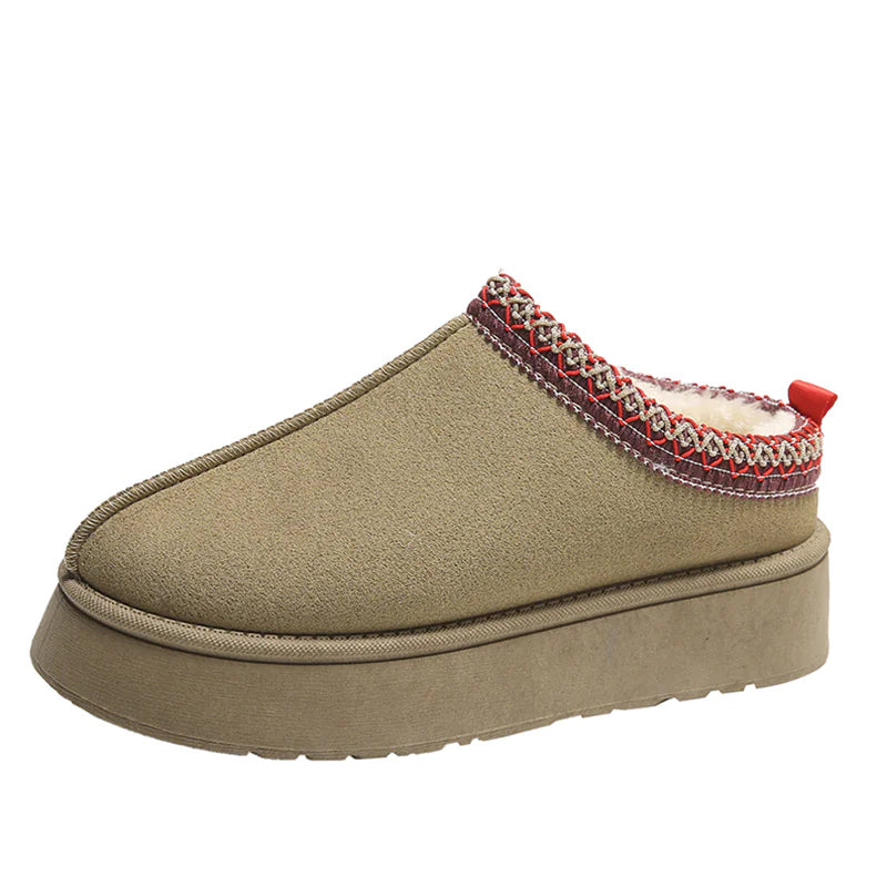 🥿: WinterGlow Women's Slippers - Cozy Plush Winter Comfort Footwear