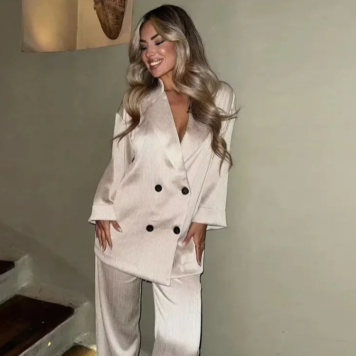 👗: Ruffled Suit Jacket with Casual Trousers - Elegant Women's Two-Piece Set
