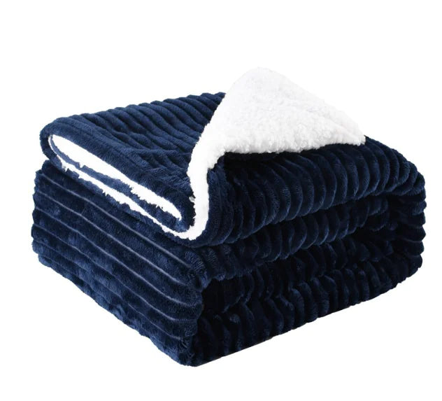 🐑: Thickened Flannel & Lamb Wool Double-Sided Blanket - Premium Dual Comfort