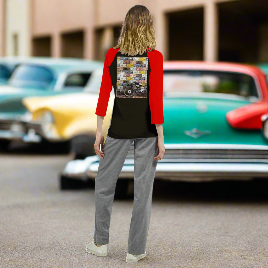 👕: Unisex 3/4 Sleeve Raglan T-Shirt - Classic Motorcycle License Plate Design