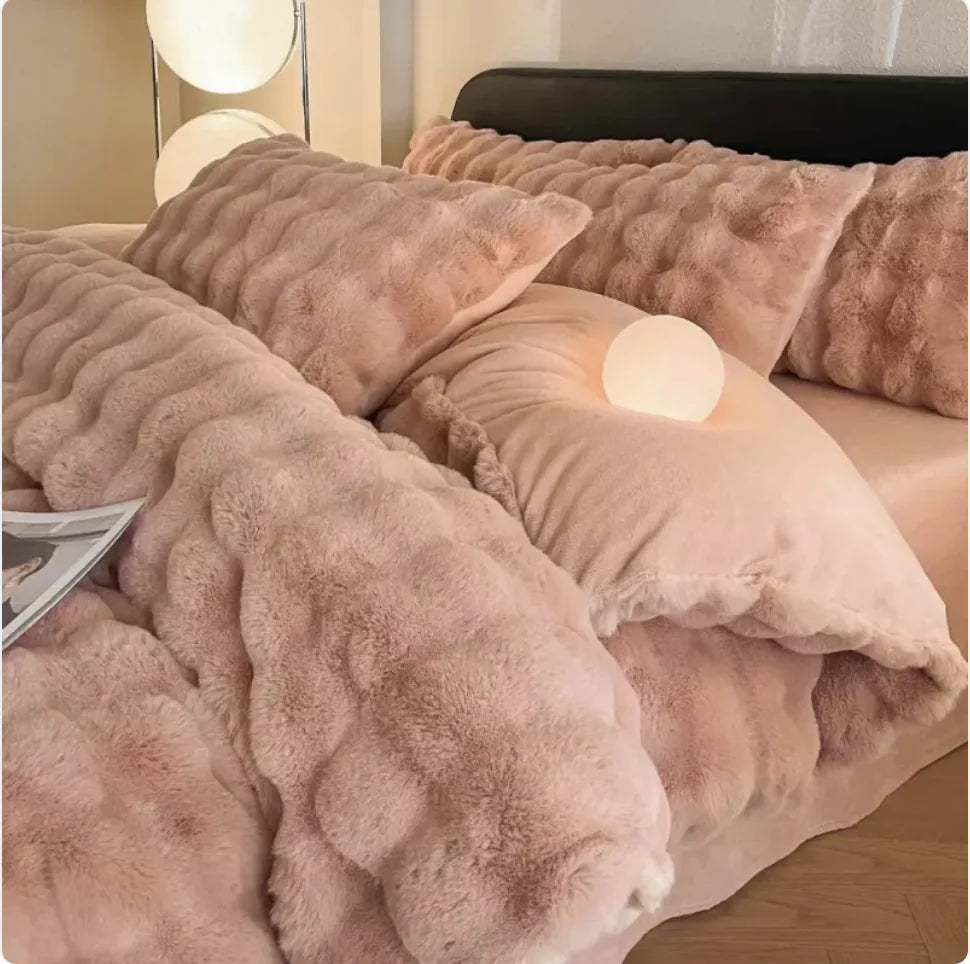 ποΈ: Plush Thermal Coral Fleece 4-Piece Bedding Set - Complete Cozy Comfort Collection