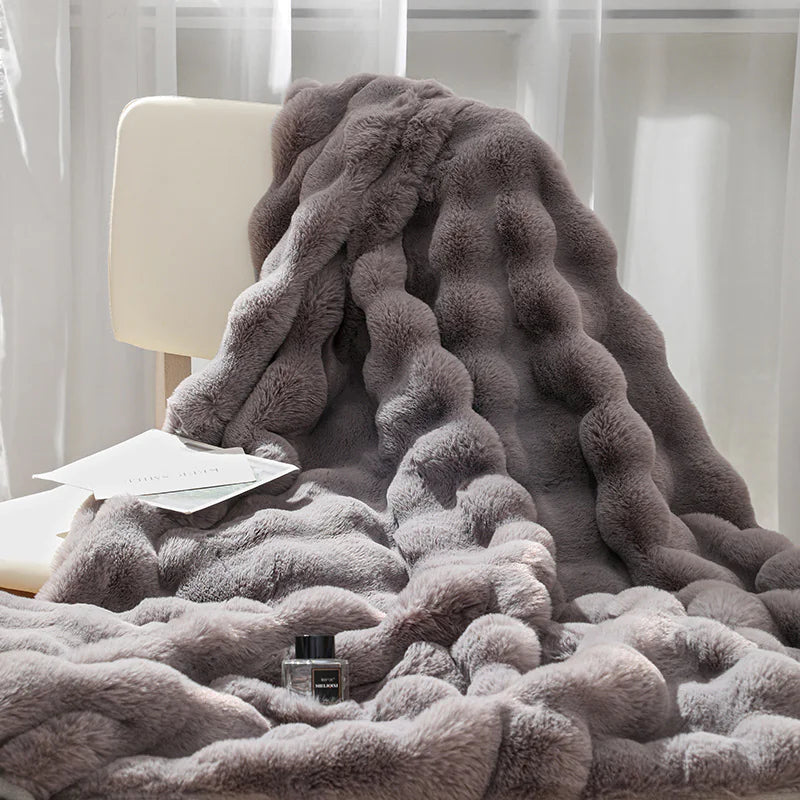 ποΈ: Modern Simple Velvet Cover Blanket - Luxurious Milk Flannel Comfort
