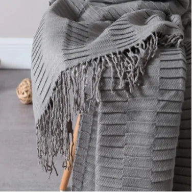 🧶 Plain Knitted Wool Blanket - Timeless Comfort and Elegant Style