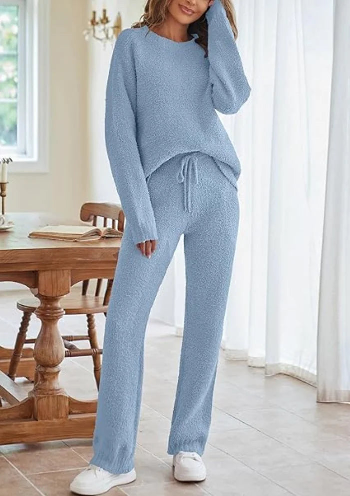 👔: Solid Color Women's Round Neck Long Sleeve Warm Suit - Cozy Two-Piece Set