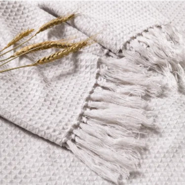 🧶 Plain Knitted Wool Blanket - Timeless Comfort and Elegant Style