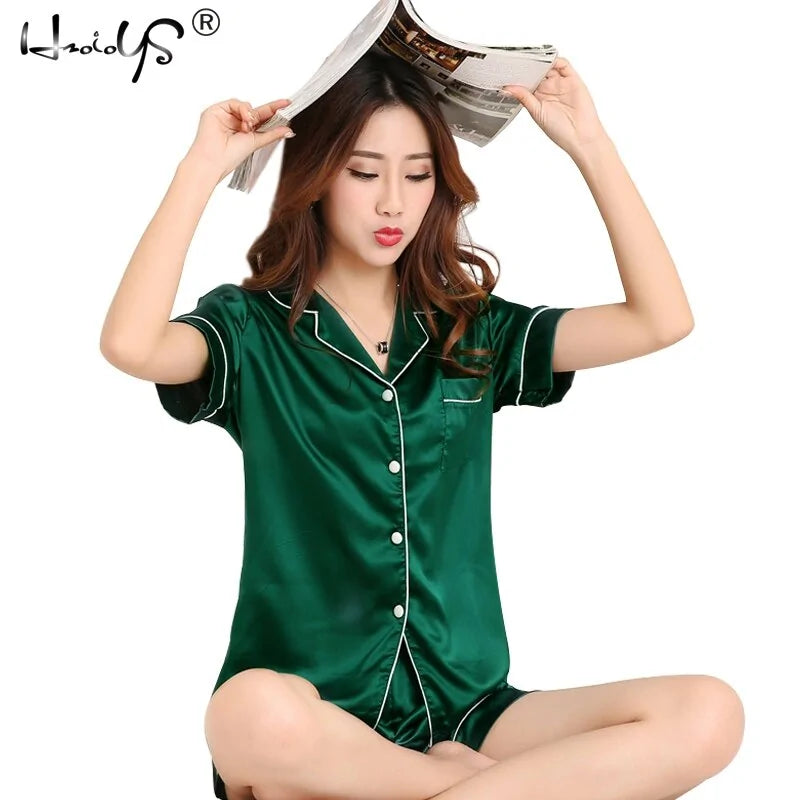 🌙: Women Silk Satin Pajamas - Luxurious Comfort Sleepwear Set