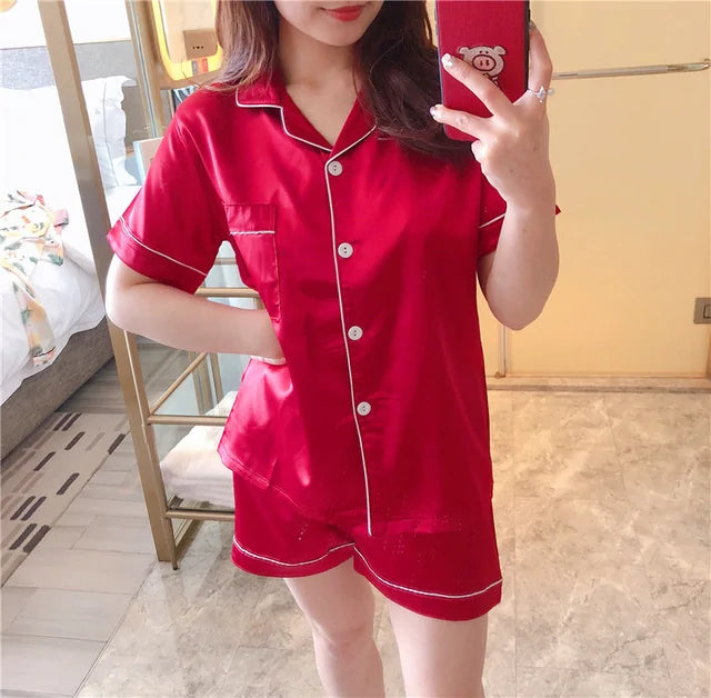 🌙: Women Silk Satin Pajamas - Luxurious Comfort Sleepwear Set