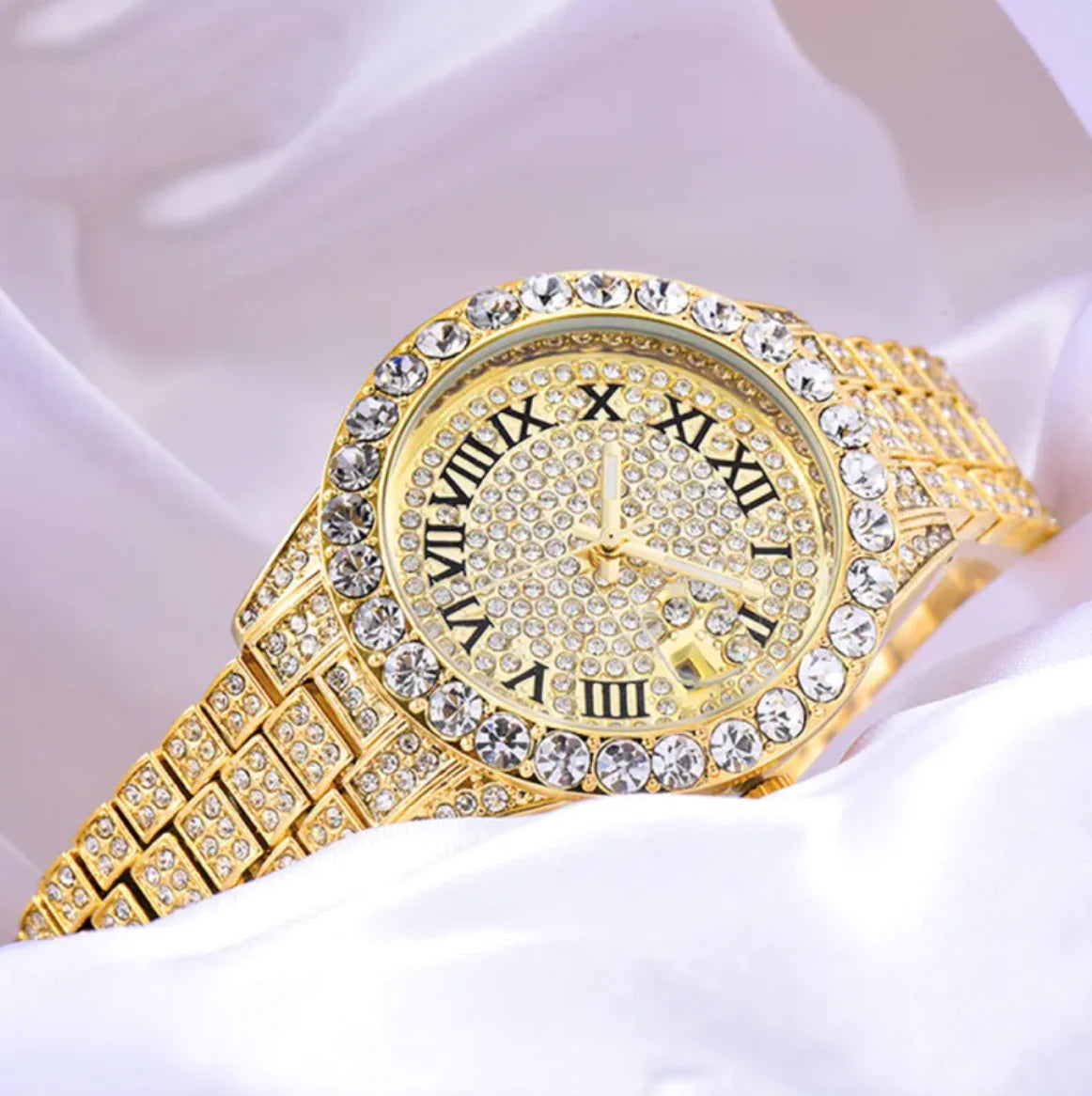 💎: Luminous Women's Quartz Watch - Diamond Inlaid Waterproof with Calendar
