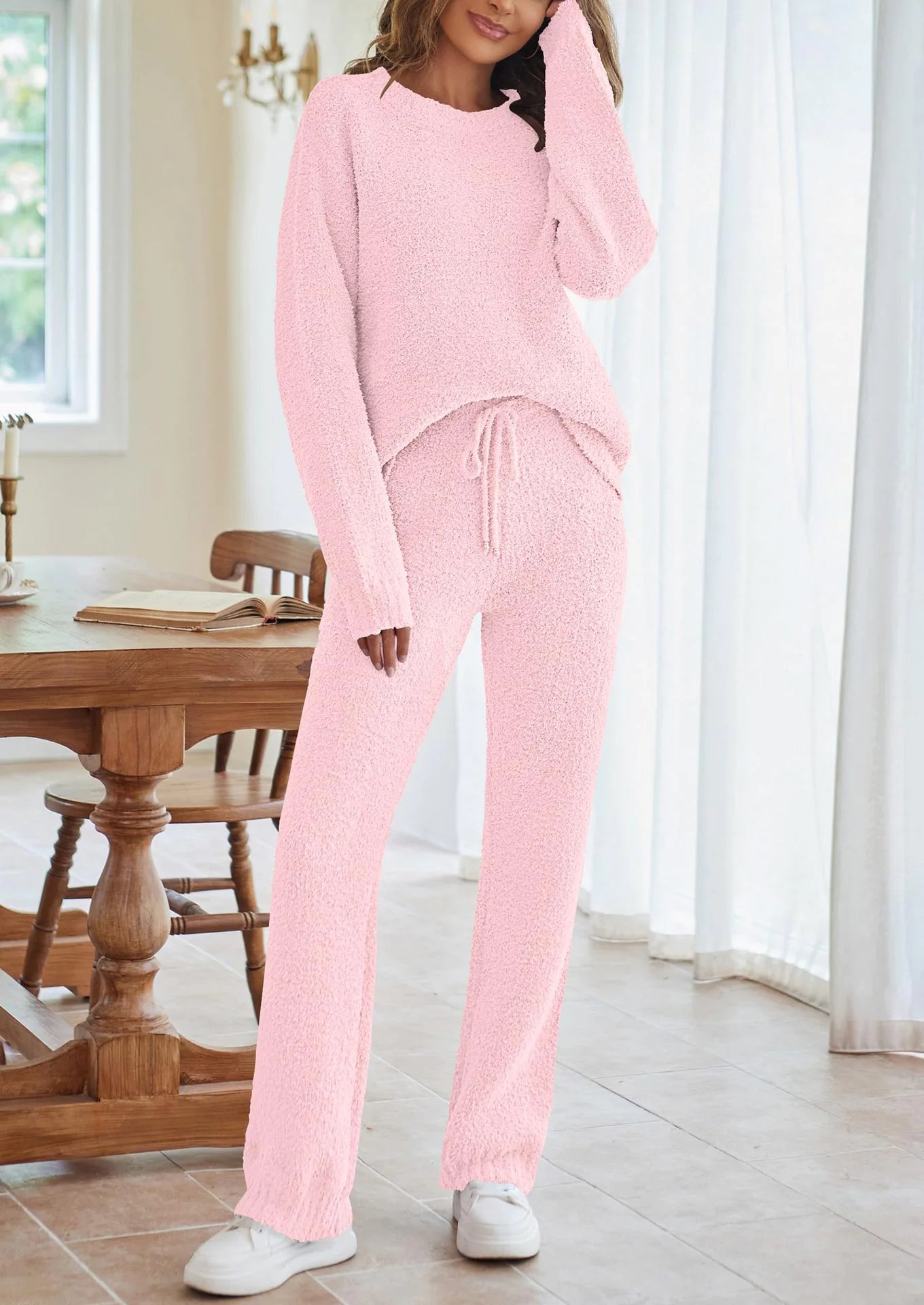 👔: Solid Color Women's Round Neck Long Sleeve Warm Suit - Cozy Two-Piece Set