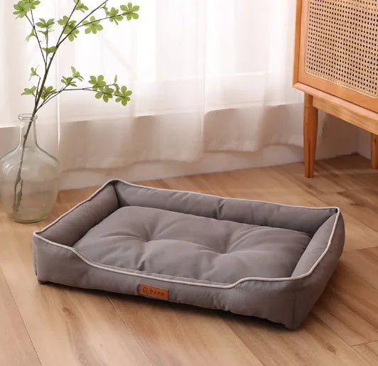 🛡️: Bite-Resistant Waterproof Dog Mat - Durable Comfort Protection