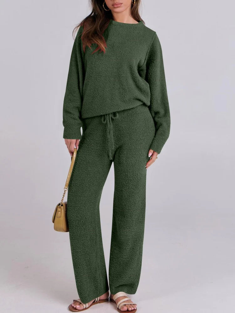 👔: Solid Color Women's Round Neck Long Sleeve Warm Suit - Cozy Two-Piece Set