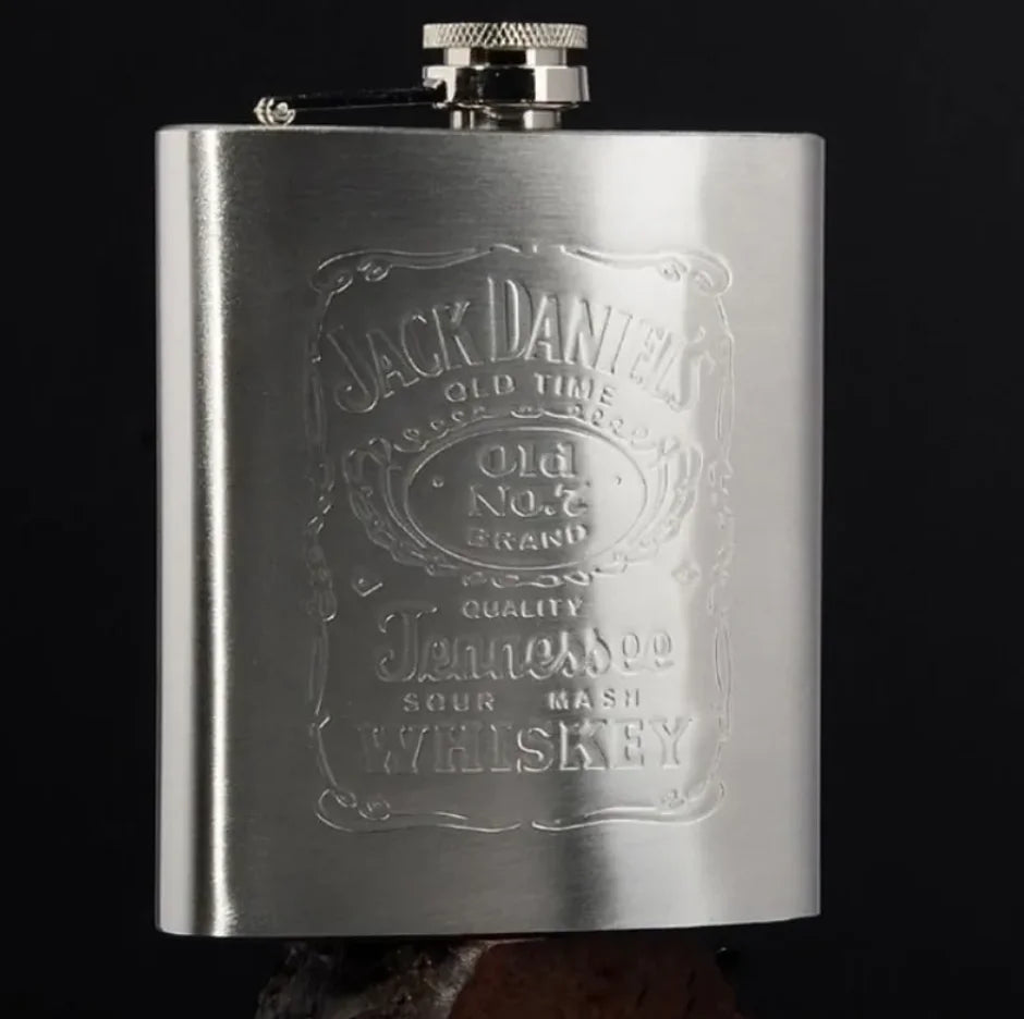 πΊ Stainless Steel Liquor Barrel Flask - Premium Hip Flask