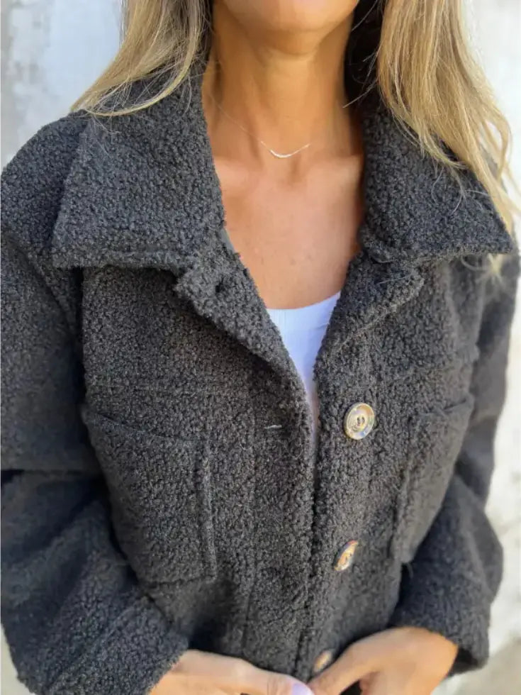 🐑: Women's Lapel Single Breasted Lamb Wool Coat - Luxurious Natural Warmth