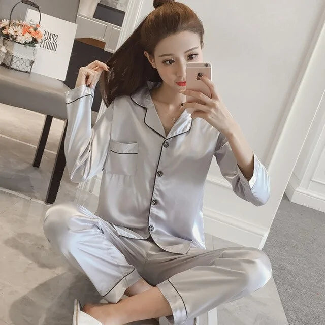 🌙: Women Silk Satin Pajamas - Luxurious Comfort Sleepwear Set