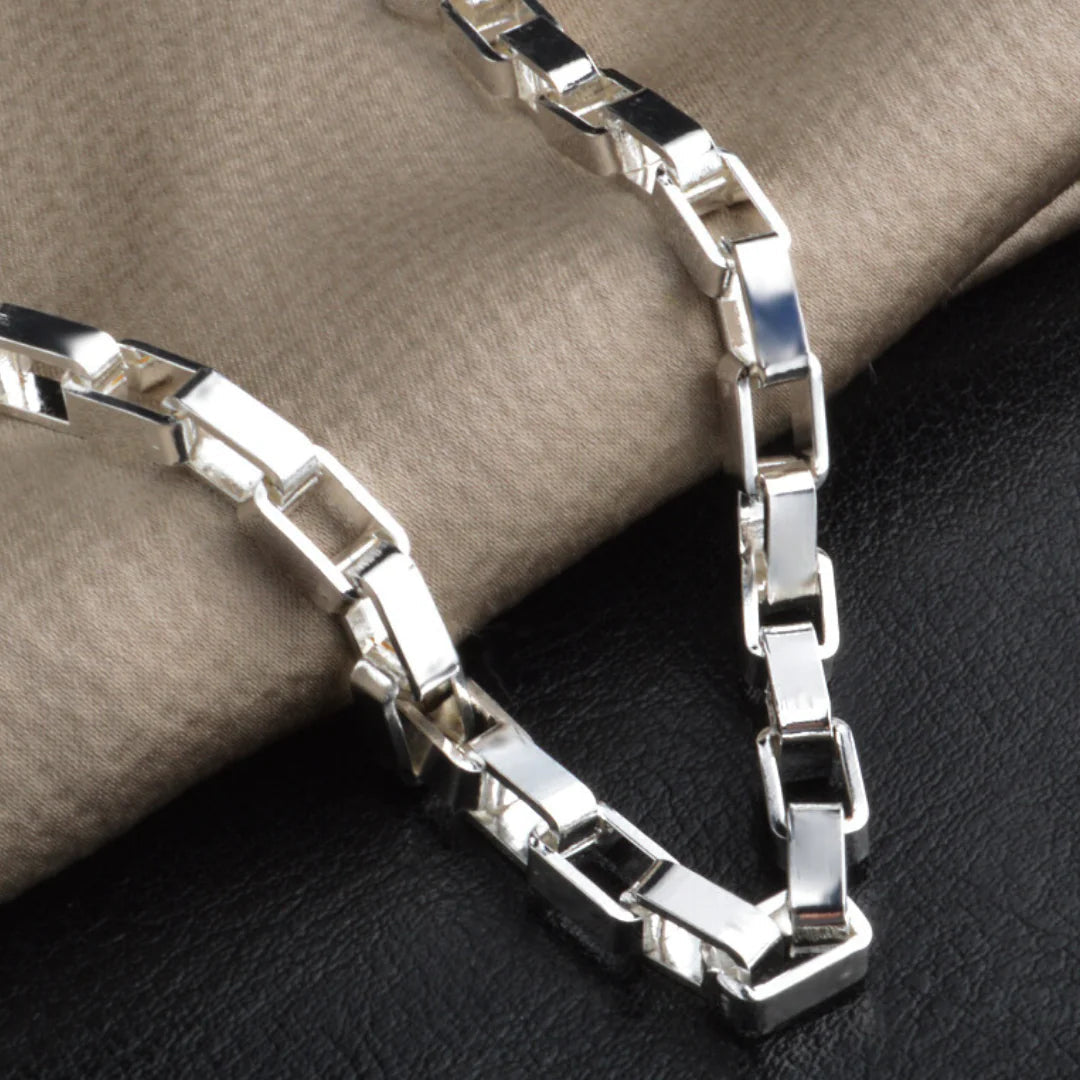 Bracelets, Brooches & Pins