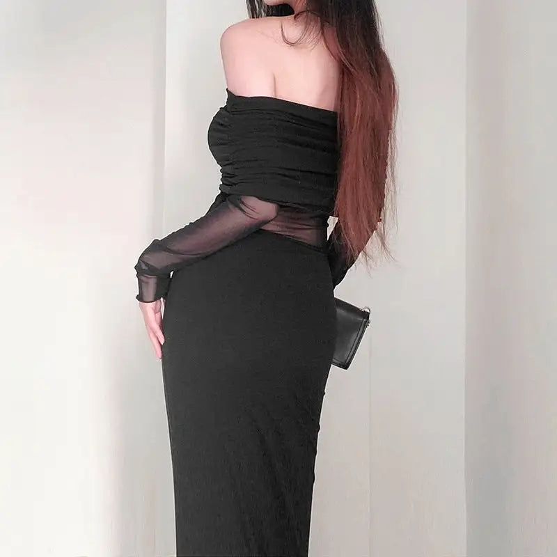 👗: Elegant Off Shoulder Dress - Sophisticated Strapless Evening Wear