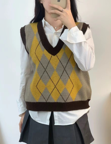👗: Jennie Style Korean Diamond V-Neck Knitted Vest Top