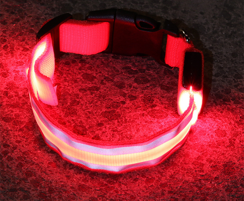 🐕: Anti-Lost LED Luminous Dog Collar – Rechargeable & Battery Reflective Safety Collar
