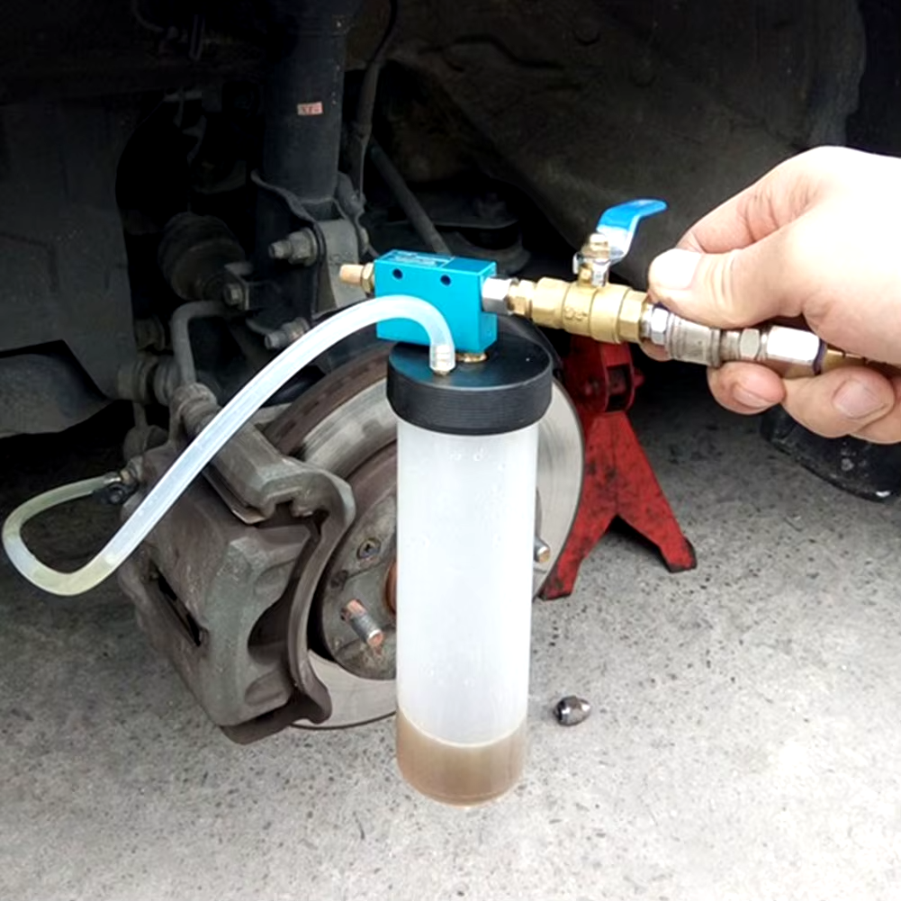 🔧: Vacuum Brake Bleeder & Fluid Extractor Kit — One-Person Pump Tool for Brake, Transmission, Power Steering & Coolant Fluid Changes