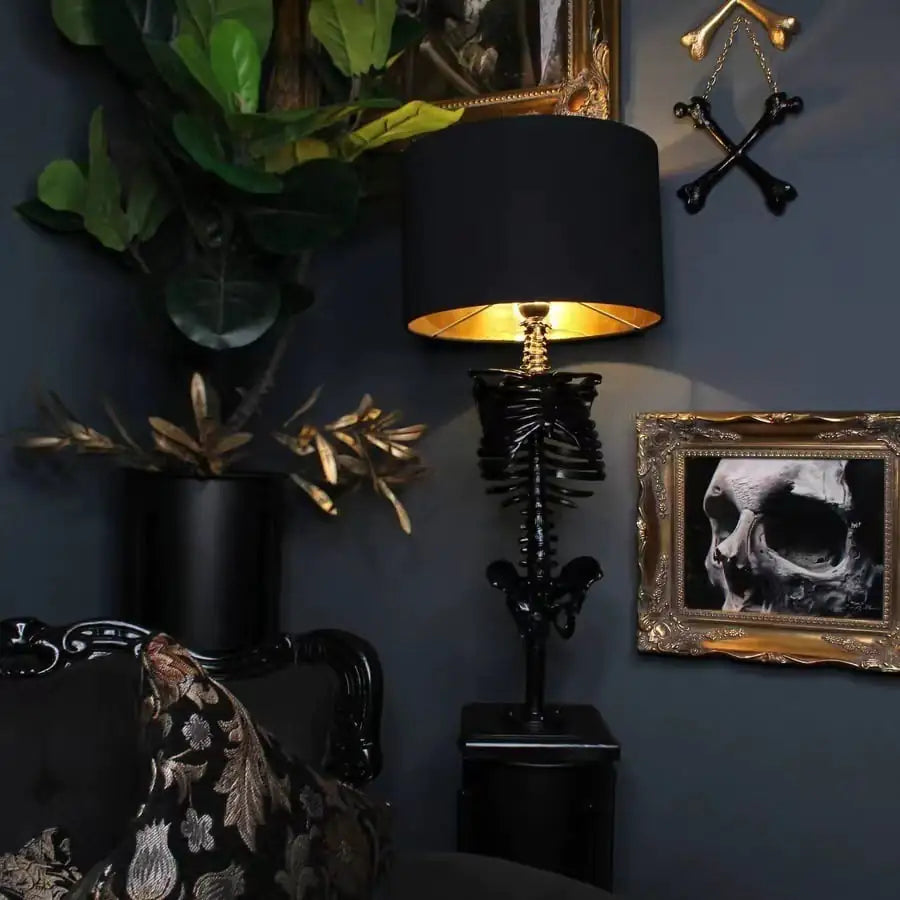 🎃: Vintage Skeleton Table Lamp
