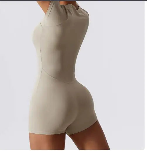 🧘‍♀️: Yoga Short Jumpsuit