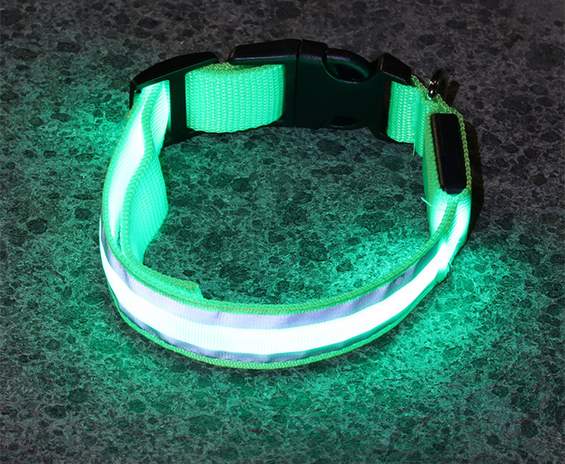 🐕: Anti-Lost LED Luminous Dog Collar – Rechargeable & Battery Reflective Safety Collar