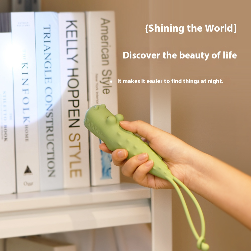 🔦: Cute Animal Silicone Flashlight Toy — LED Light for Kids