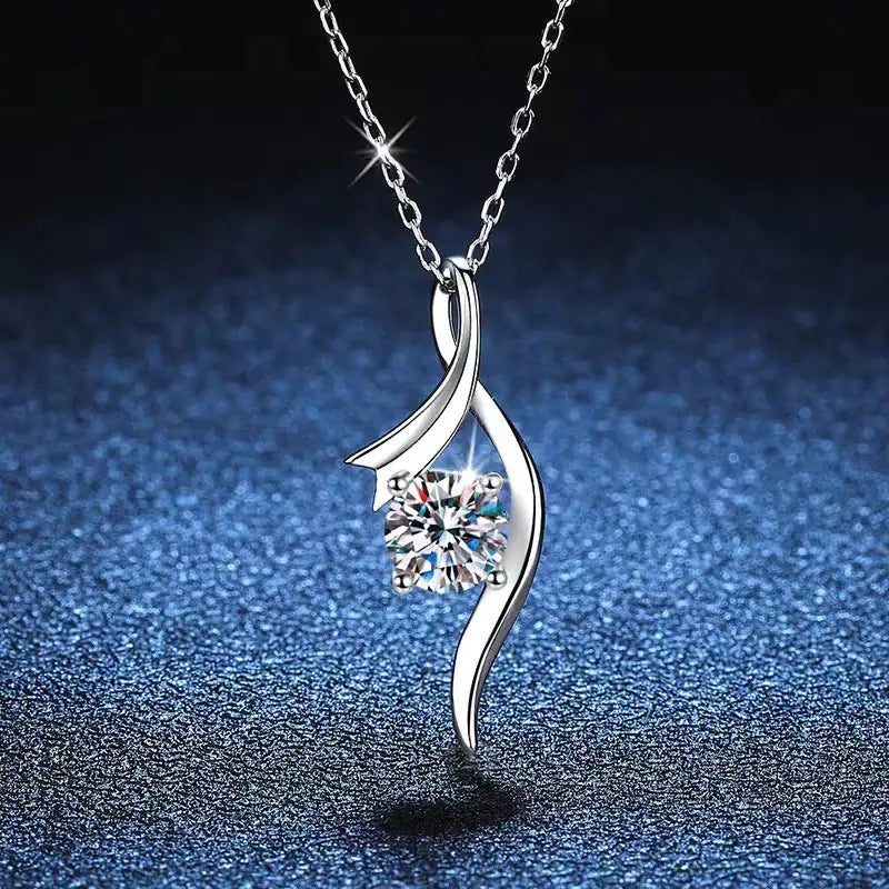 💎: 925 Sterling Silver Classic Four-Claw 1 Carat Diamond Necklace - Solitaire Elegance