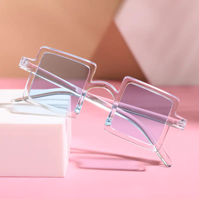 👶: Baby Sunglasses with UV Protection - Adorable Ocean-Themed Eyewear