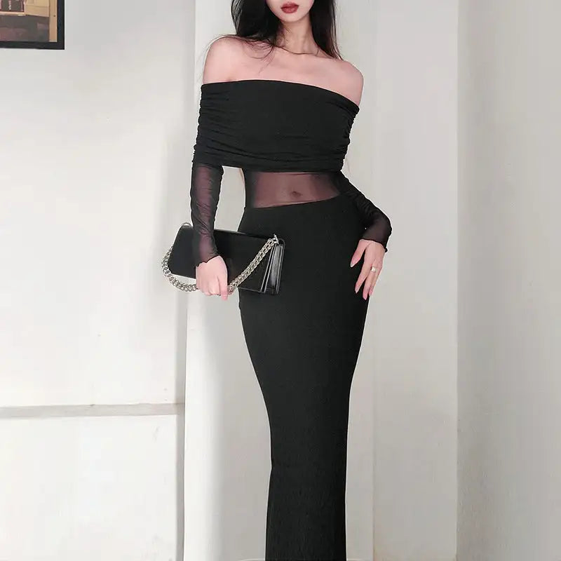 👗: Elegant Off Shoulder Dress - Sophisticated Strapless Evening Wear
