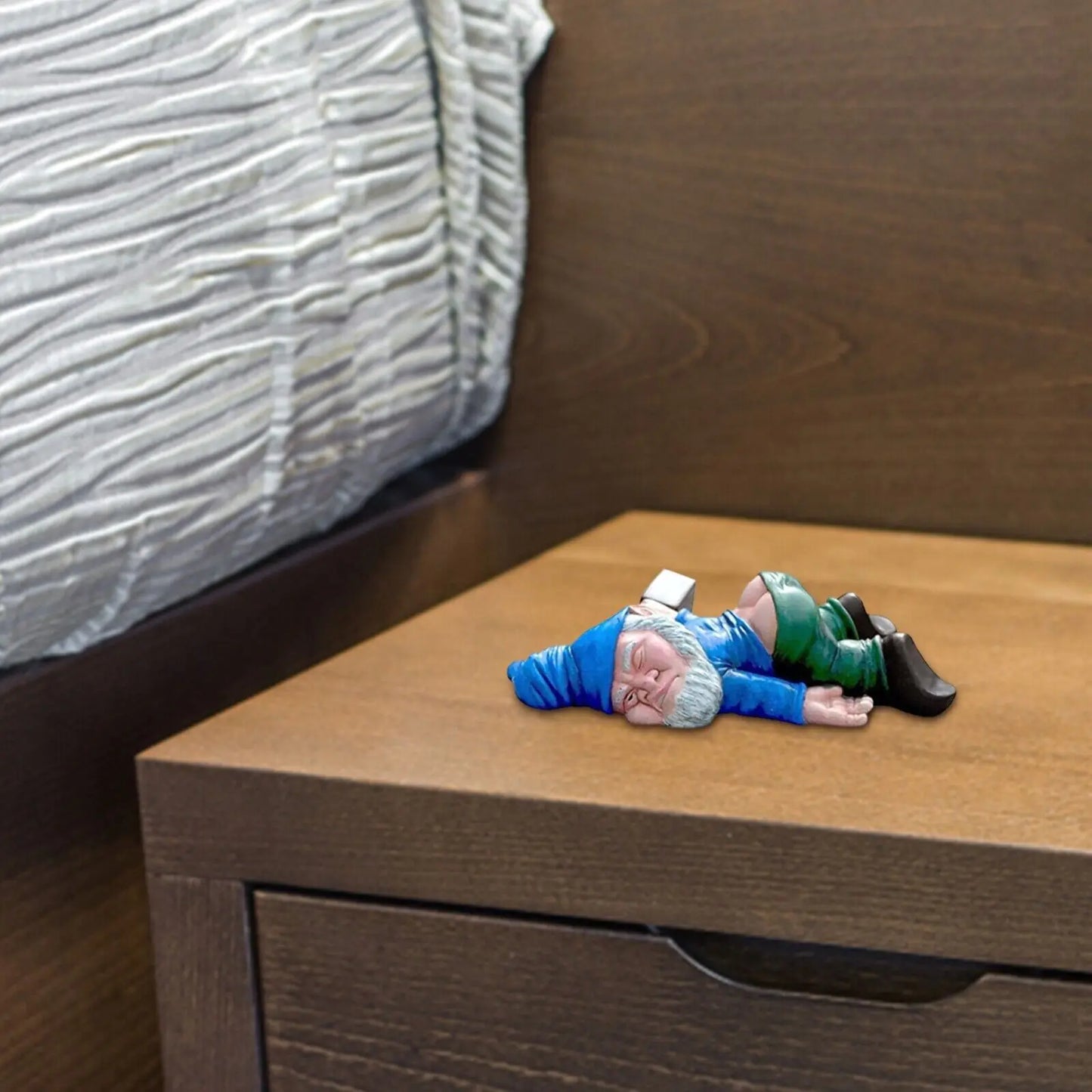 🧙: Drunk Dwarf Garden Gnome - Humorous Outdoor Decoration