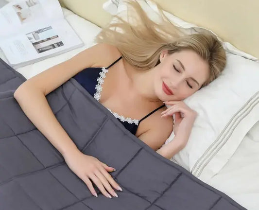🛏️: Weighted Blanket - Therapeutic Sleep Comfort for Deep Rest