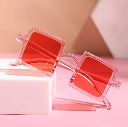 👶: Baby Sunglasses with UV Protection - Adorable Ocean-Themed Eyewear